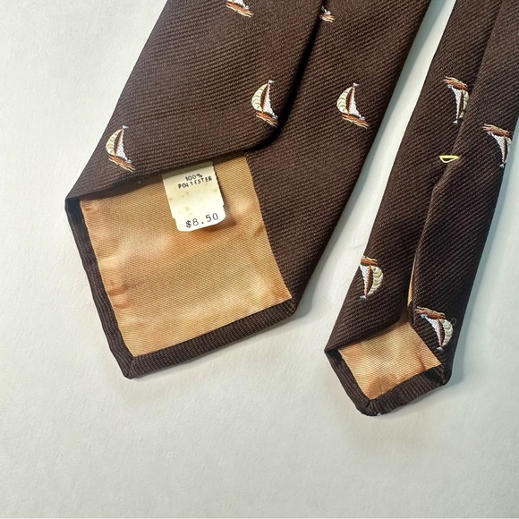 NWT x VINTAGE Sailboat Embroidered Brown Patterned Tie by Charing Cross 3” - Picture 3 of 6